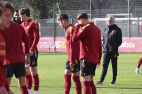 开云体育官网-包含赛前体能课后，门兴格拉德巴赫再遭质疑备战意大利杯，话题不断，赛季目标并未改变的词条