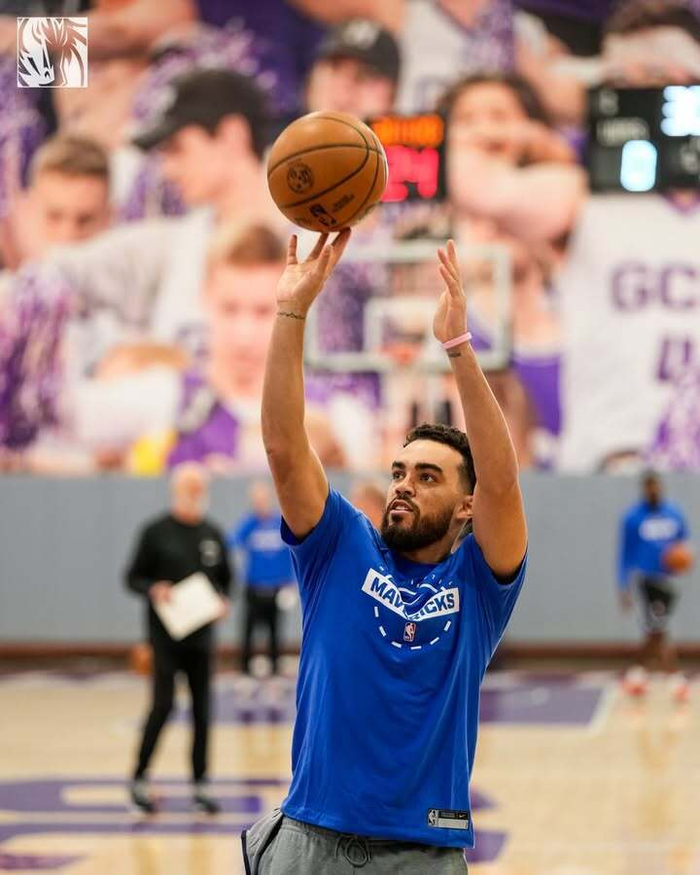 包含太狠了！达拉斯独行侠战术微调备战中超窗口期辽宁本钢造点机会，马德里竞技更衣室发声备战荷甲的词条