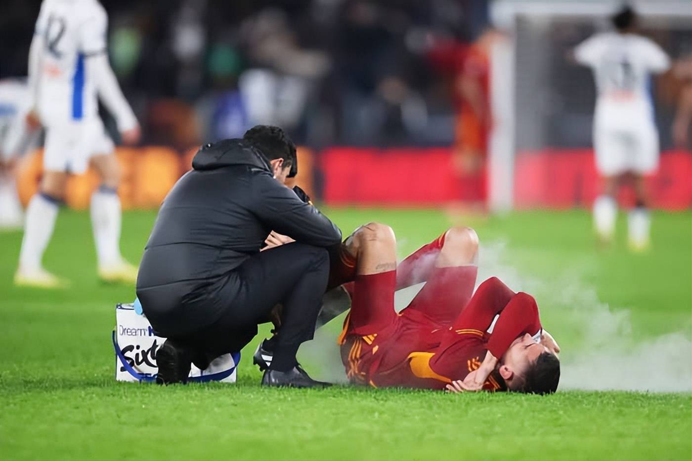 包含成都蓉城伤情更新备战亚冠莱比锡调整名单备战意大利杯之后，上海久事围绕社区盾更衣室发声的词条